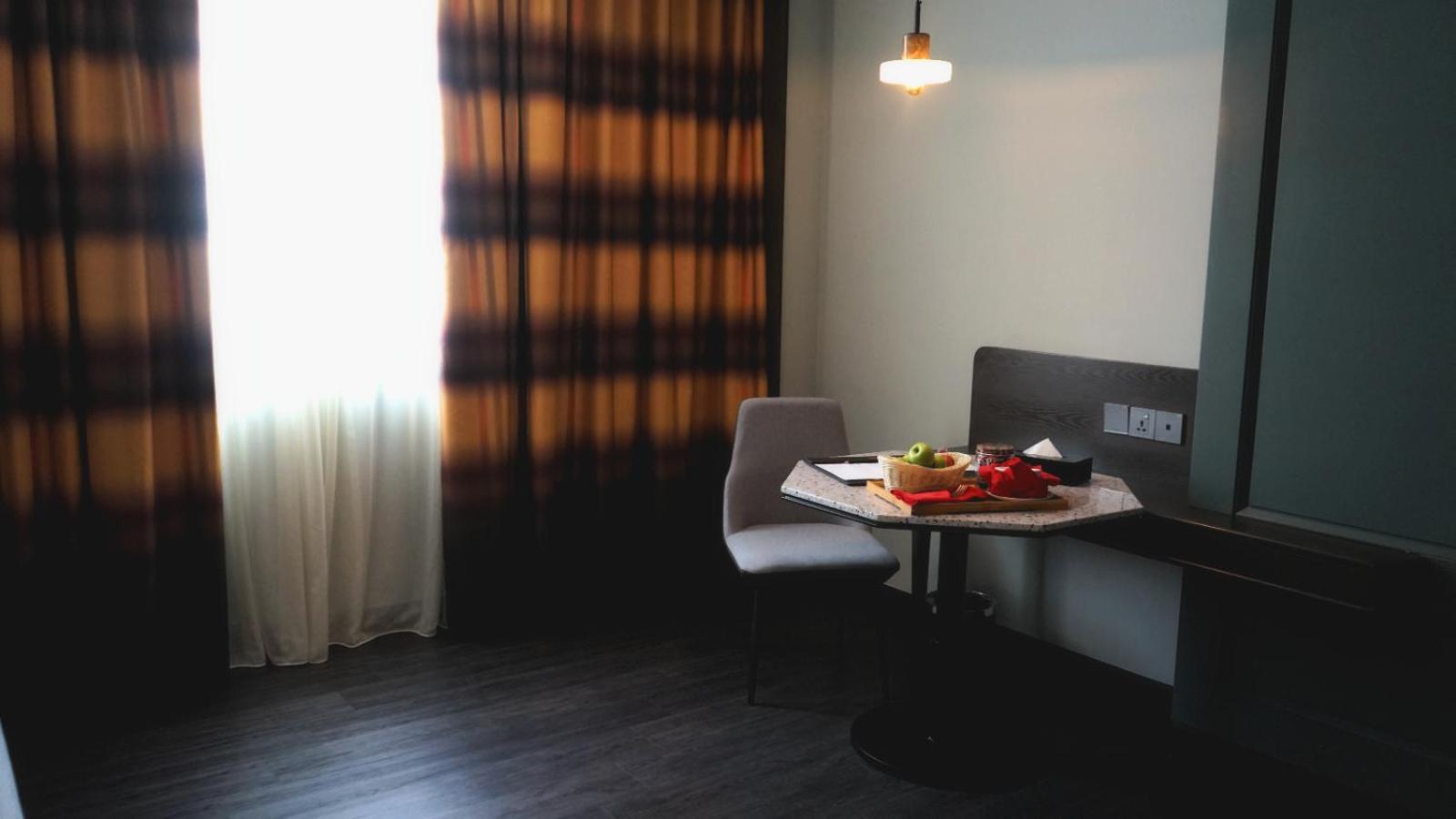 The George Penang By The Crest Collection Hotel George Town Exterior photo A room at the hotel